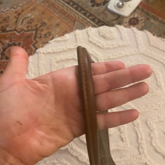 Louis Vuitton Bag - Picture 9 of 17